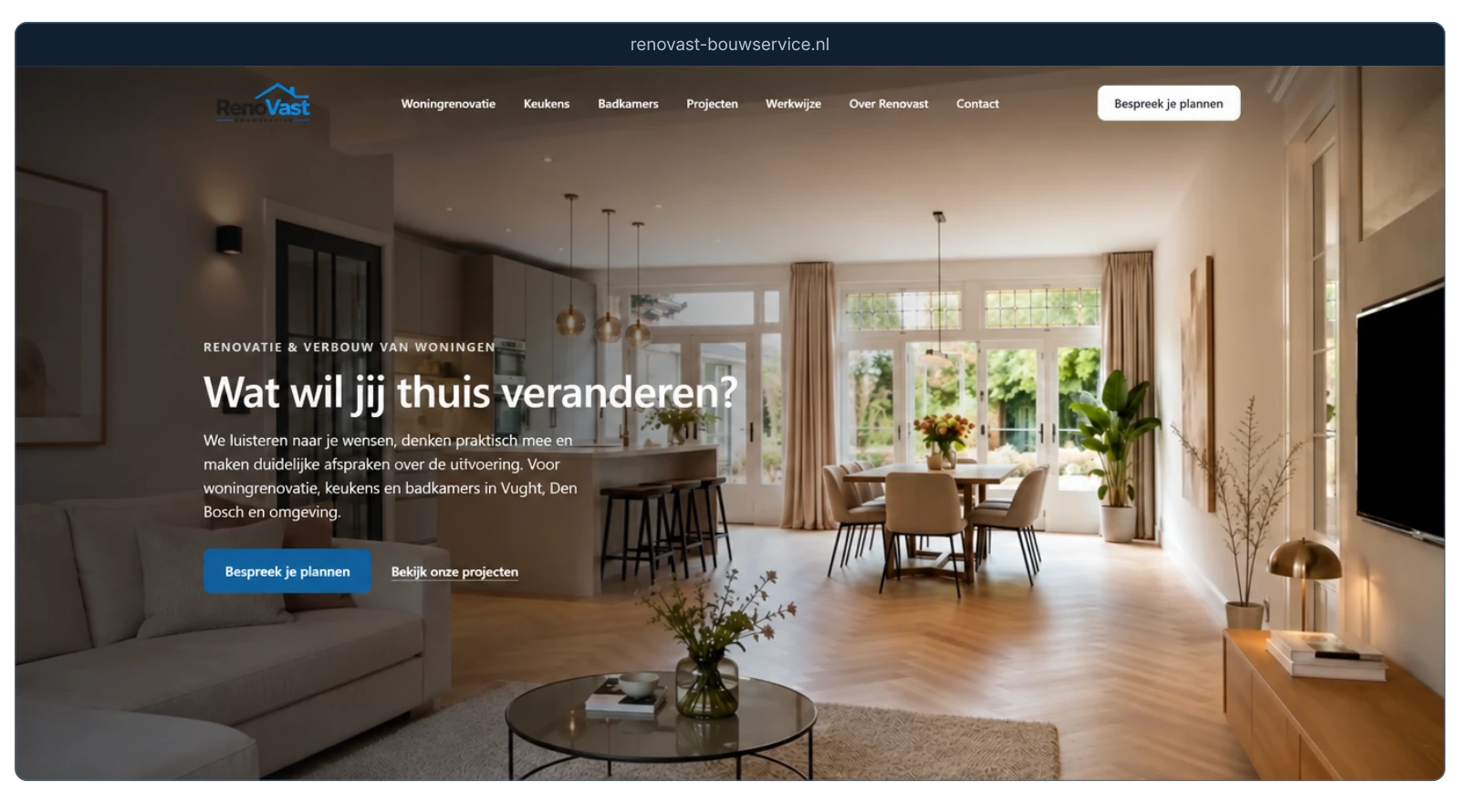 RenoVast-website met een interieurbeeld en een uitnodiging om renovatieplannen te bespreken, in een frontaal browserkader.